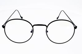 Lunettes spécial écrans avec des verres traités anti-lumière bleue 3987 Style John Lennon Noire pour un look tendance  :